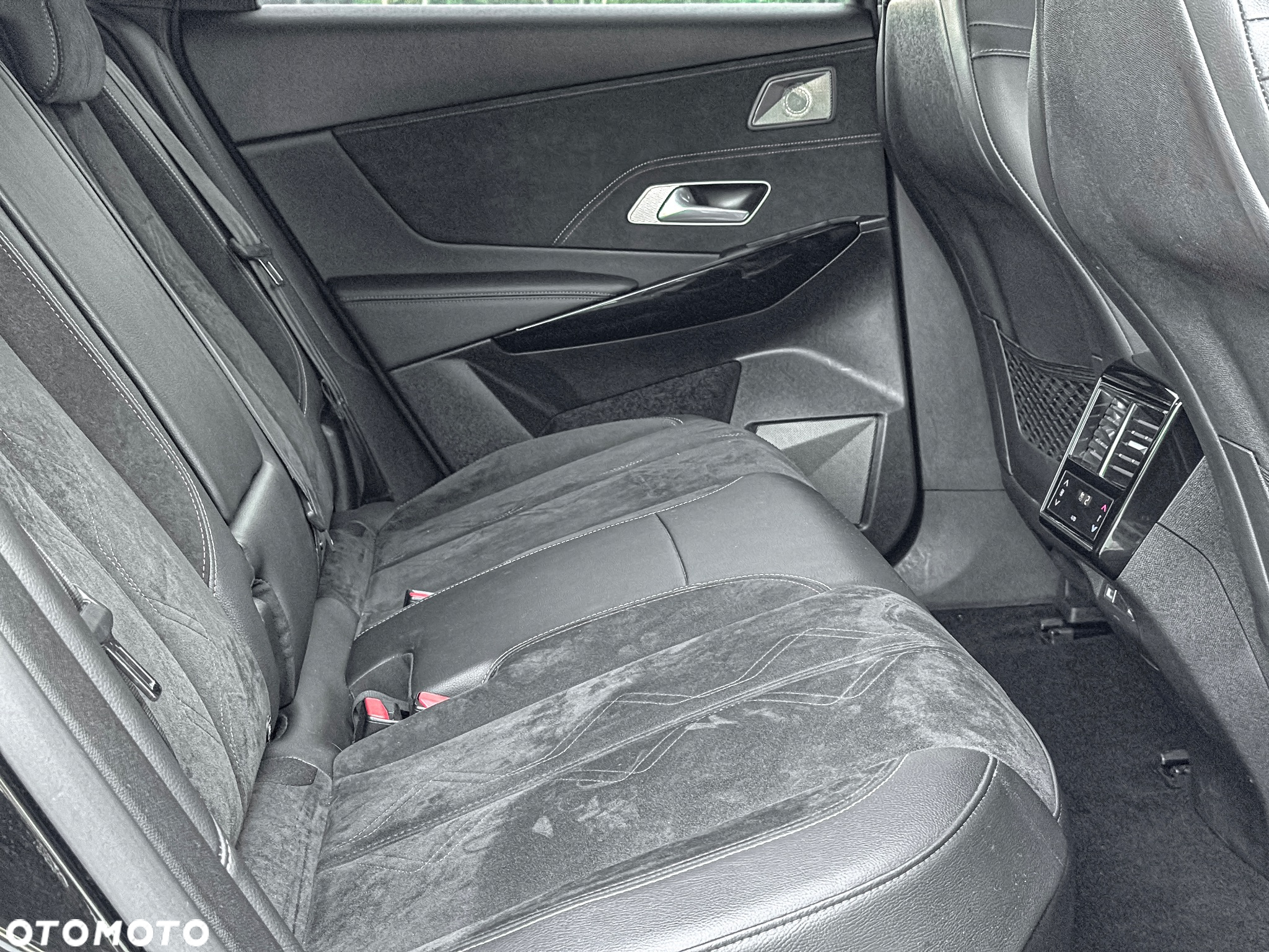 DS Automobiles DS 7 Crossback 1.6 E-Tense Performance Line - 26