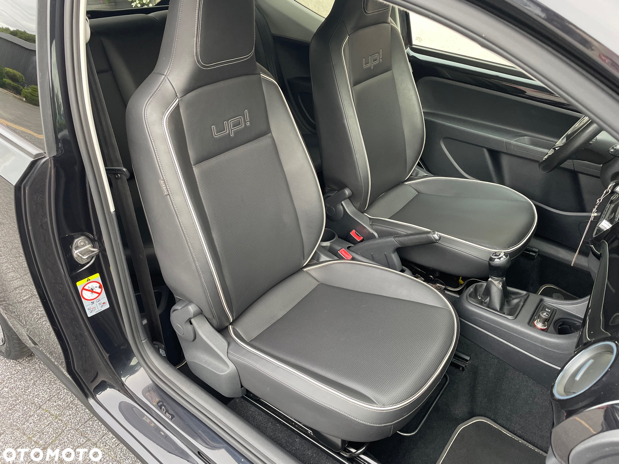 Volkswagen up! (BlueMotion Technology) move - 10