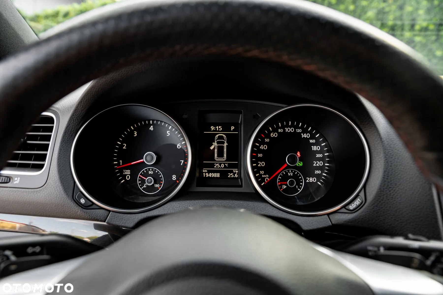 Volkswagen Golf 2.0 GTI DSG - 29