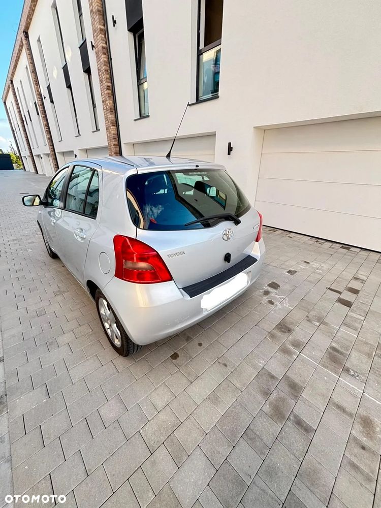 Toyota Yaris 1.3 Luna - 3
