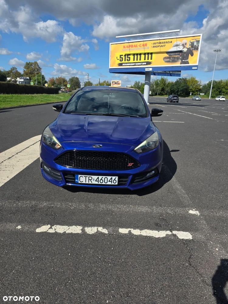 Ford Focus 2.0 EcoBoost ST - 6