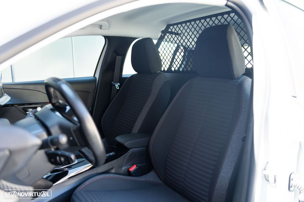 Peugeot e-208 50kWh Active - 8