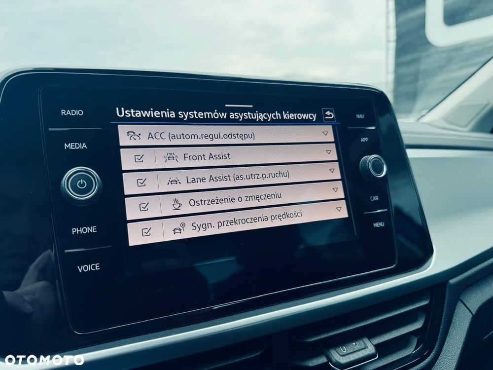 Volkswagen T-Roc 1.5 TSI Life DSG - 26