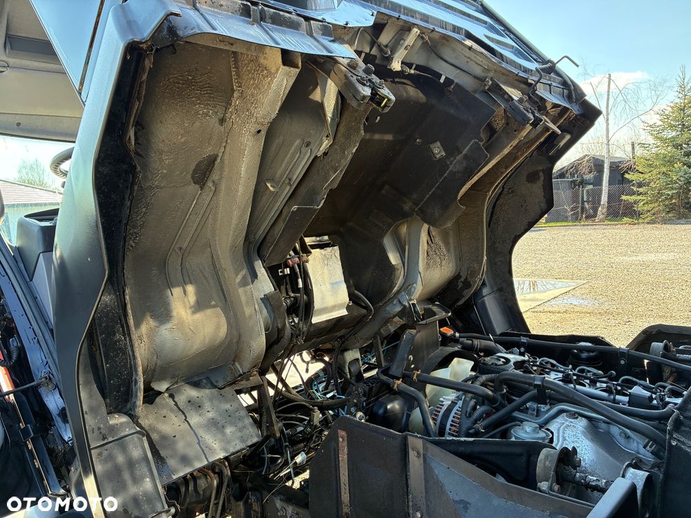 Nissan Atleon Klima Kontener 10 palet Stan b dobry - 11