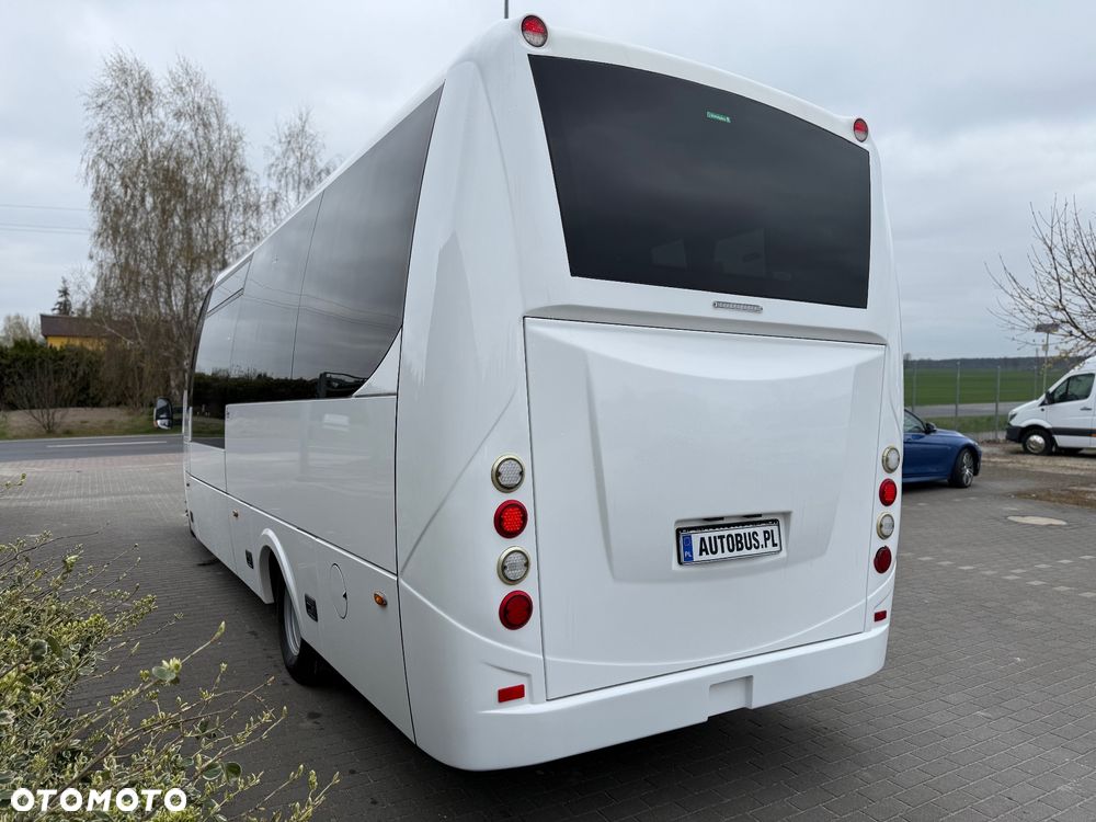 Iveco Rosero First - 8