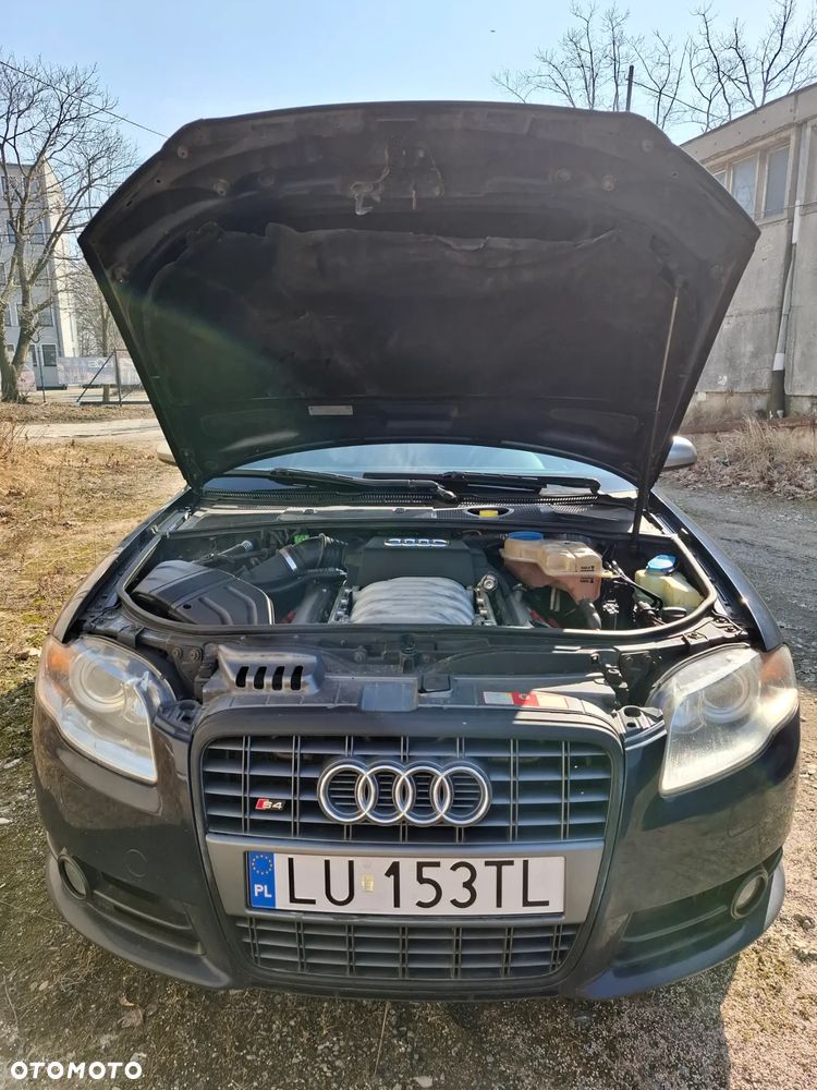 Audi S4 Limousine 4.2 Quattro - 31