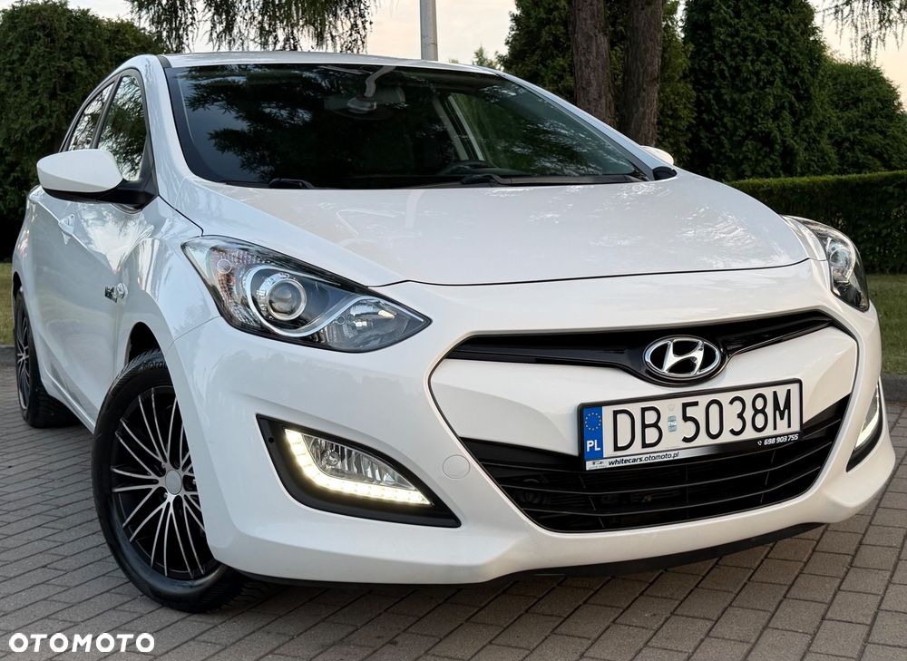 Hyundai i30 1.4 Fifa World Cup Edition - 23
