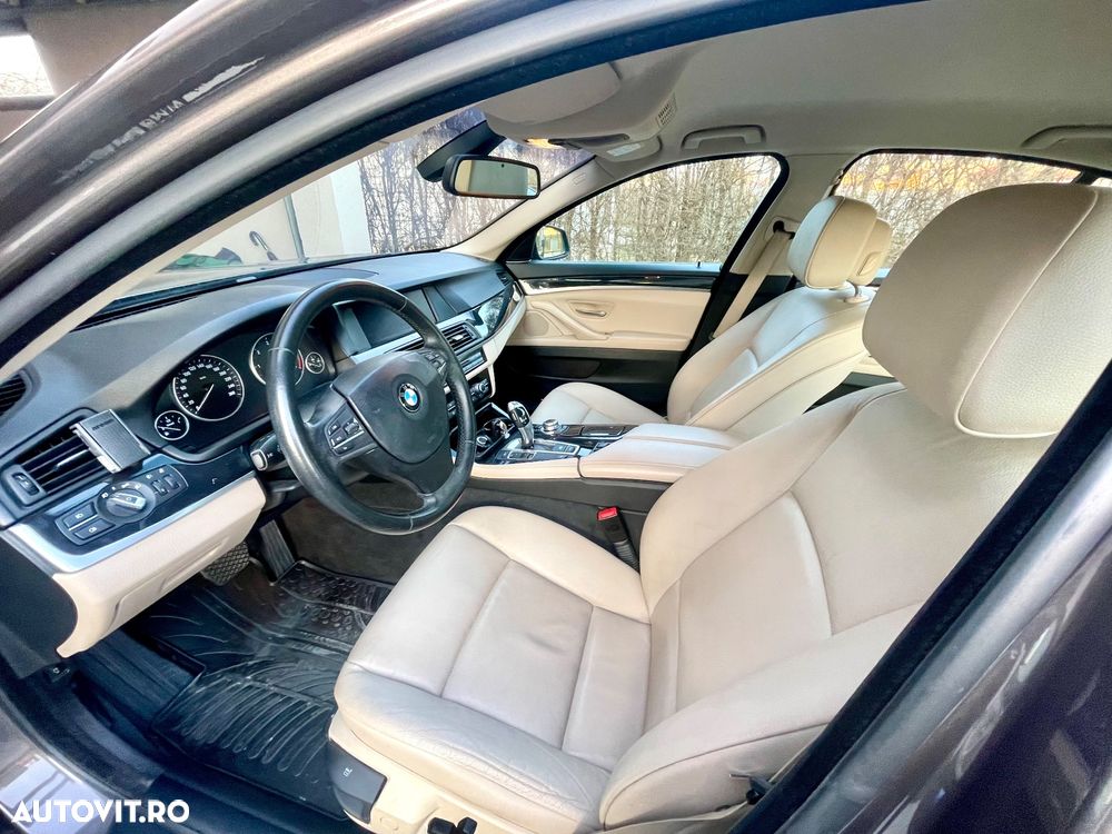 BMW Seria 5 520d Gran Turismo - 7