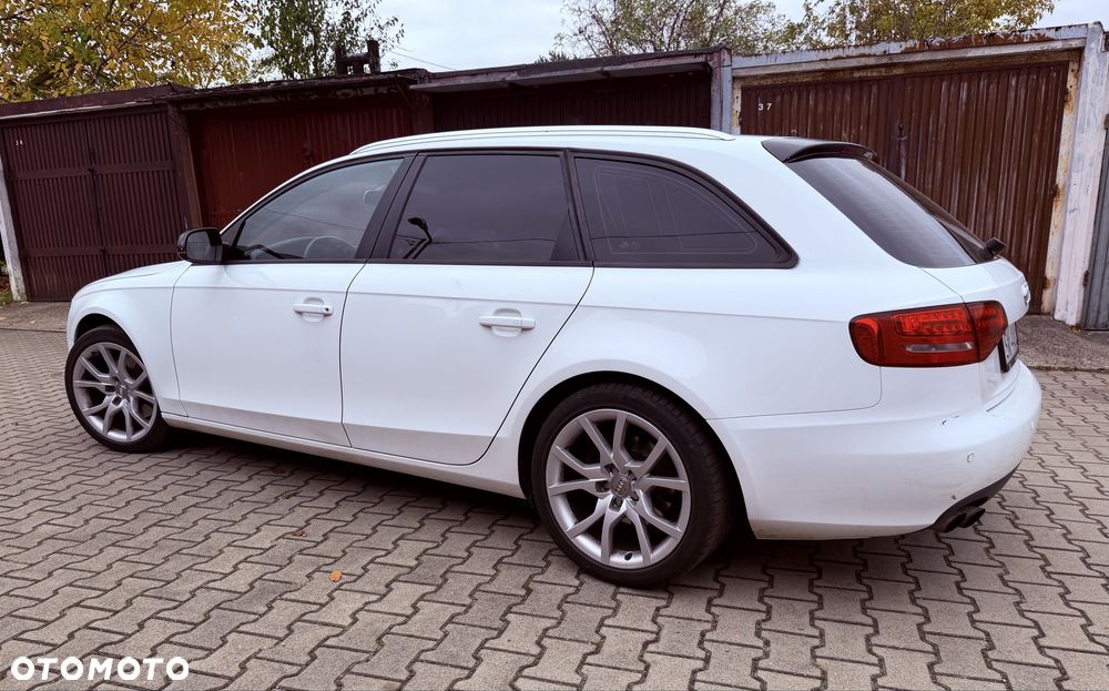 Audi A4 Avant - 3