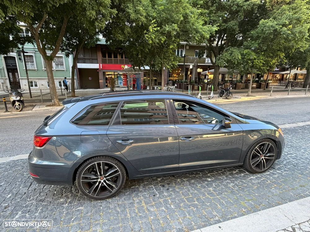 SEAT Leon ST 2.0 TSI S&S 4Drive DSG Cupra 300 - 3
