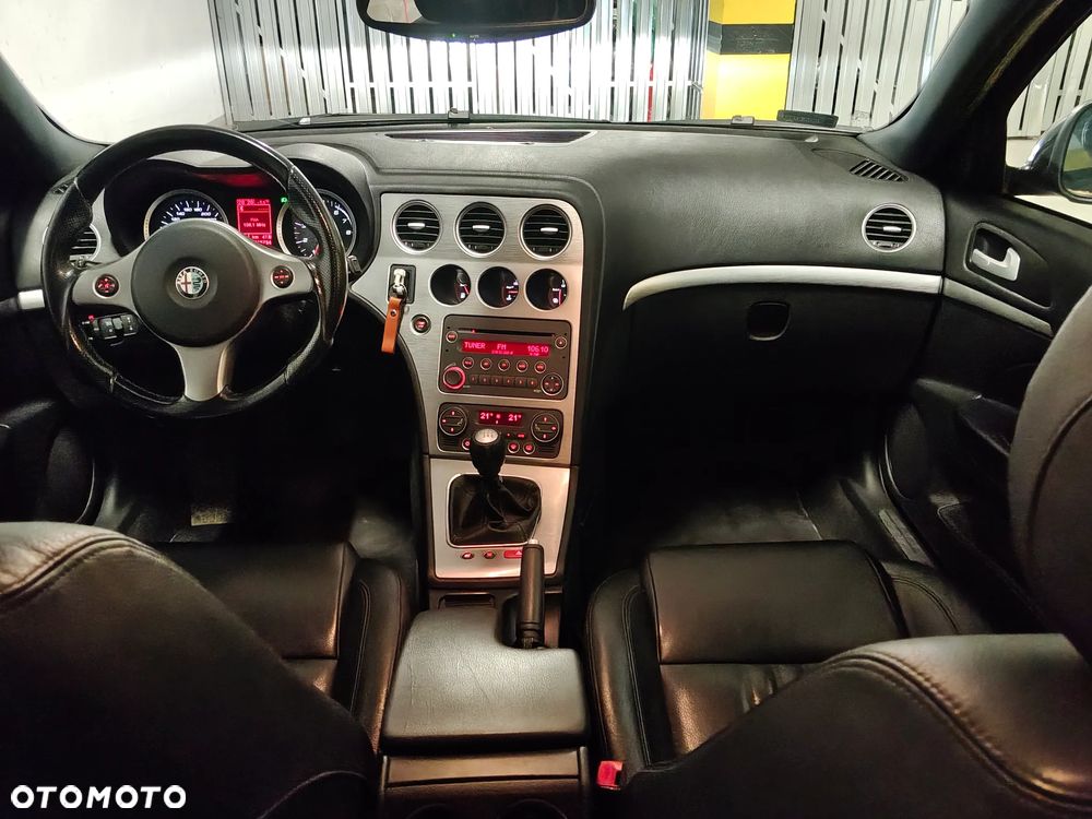 Alfa Romeo 159 1.8 TBI 16V - 12