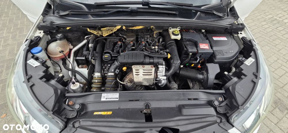 Citroën C4 PureTech e-THP 130 Exclusive - 41