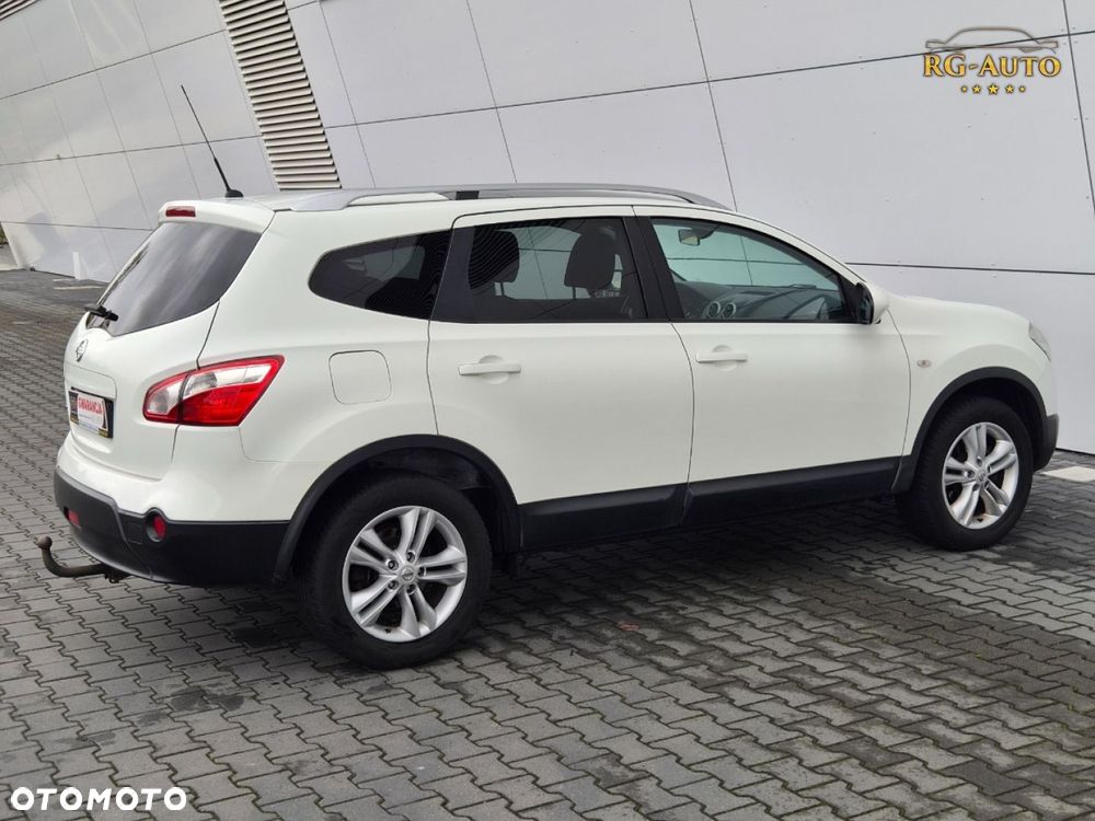 Nissan Qashqai+2 - 6