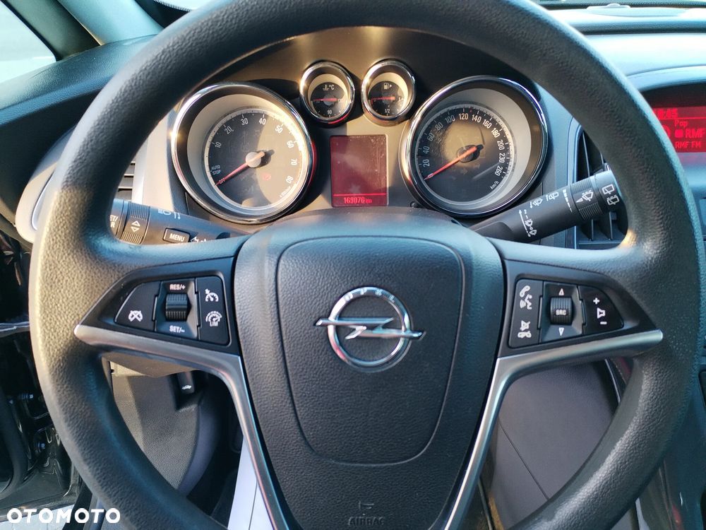 Opel Astra - 25