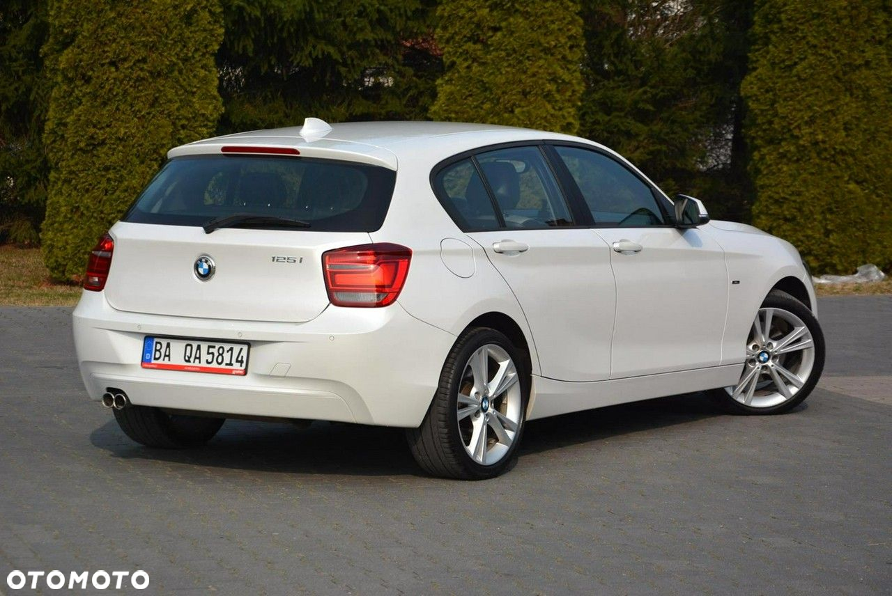 BMW Seria 1 125i M Sport - 14