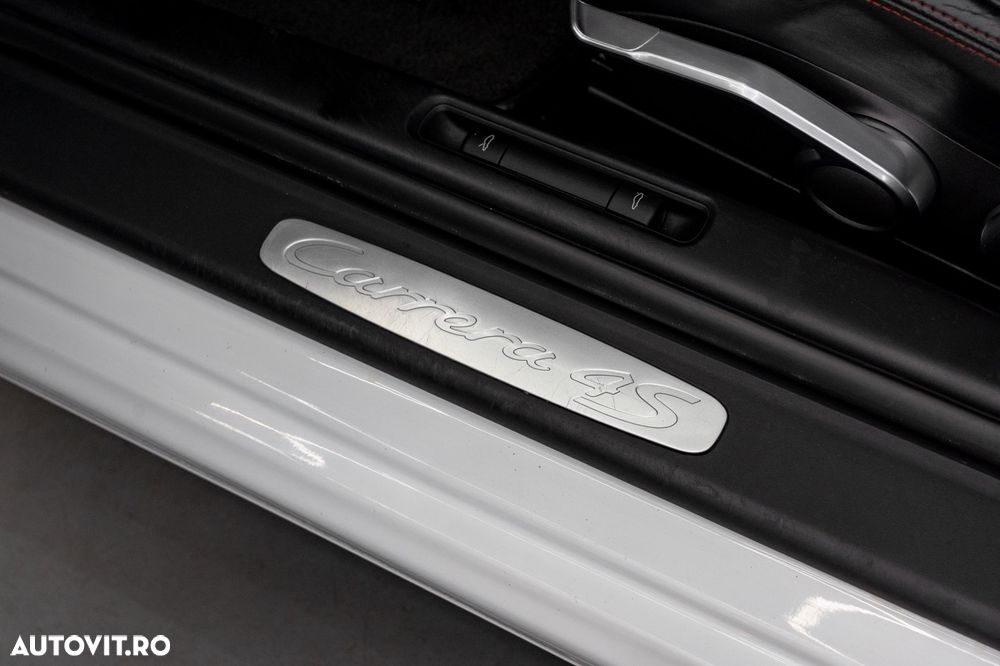 Porsche 911 - 27