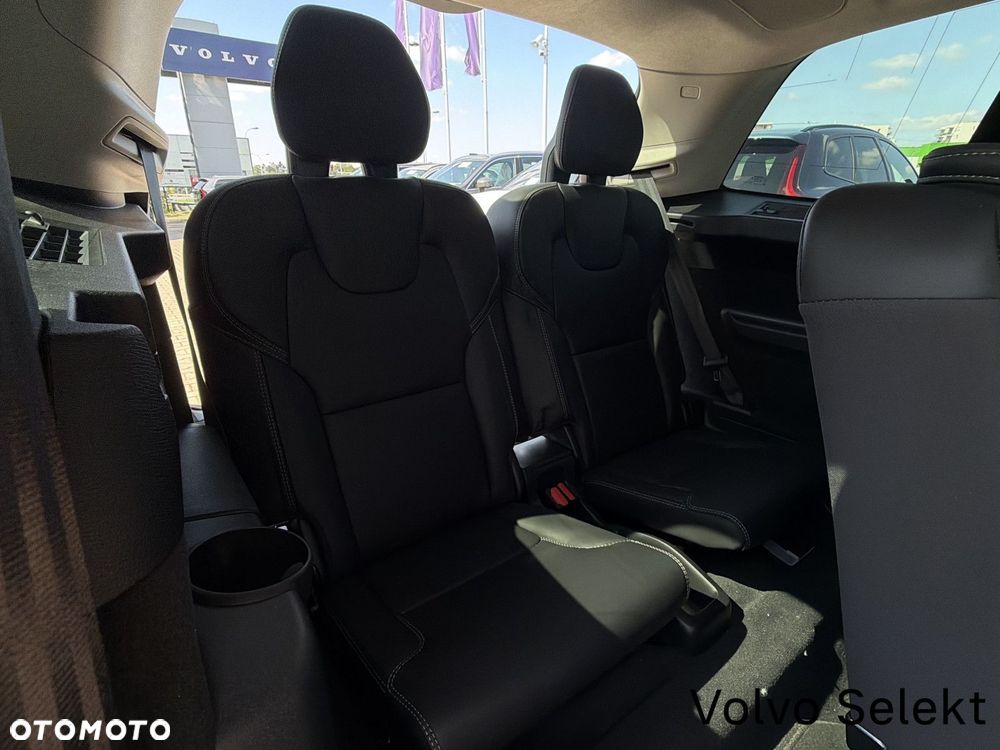 Volvo XC 90 - 18