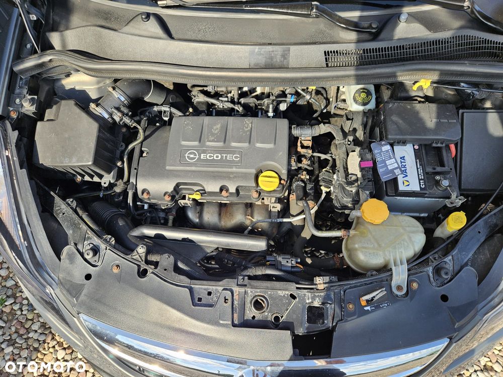 Opel Corsa 1.4 16V 150 Jahre - 15