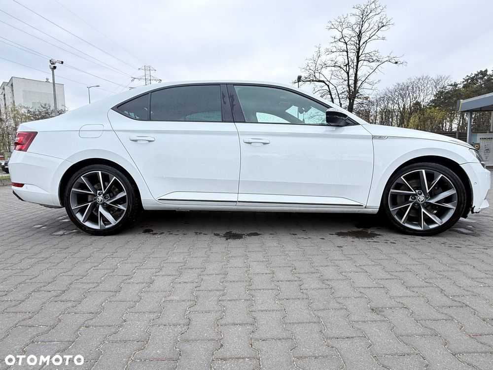Skoda Superb 2.0 TSI 4x4 Sportline DSG - 8