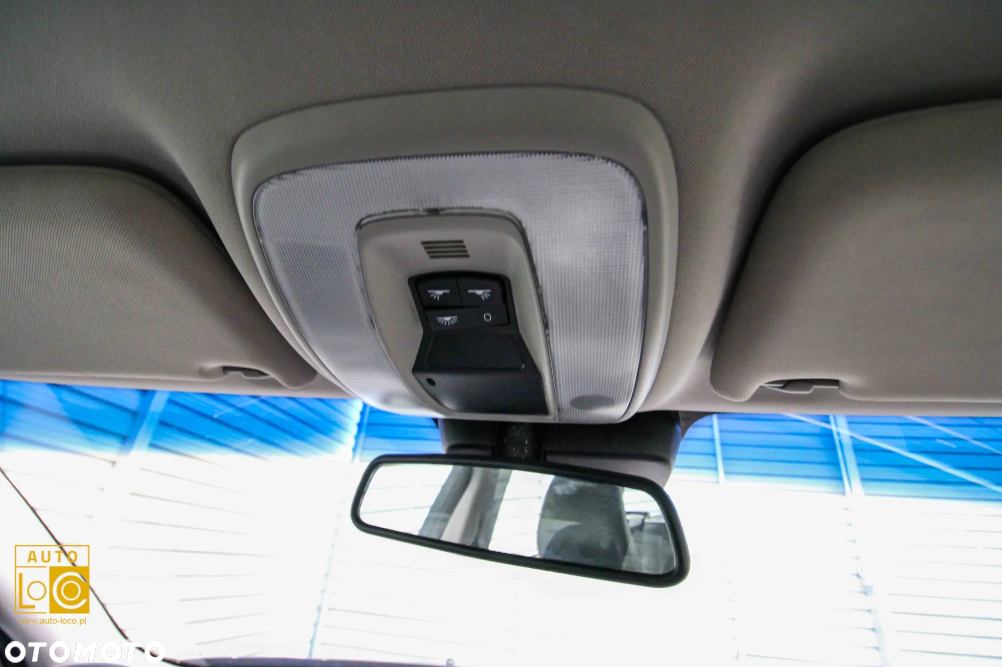 Volvo V70 T5 Geartronic Momentum - 18