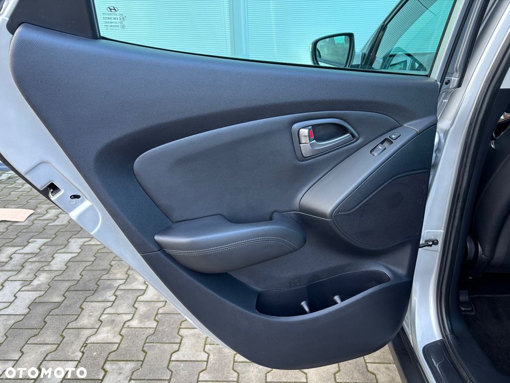 Hyundai ix35 blue 1.6 2WD Finale Silver - 35