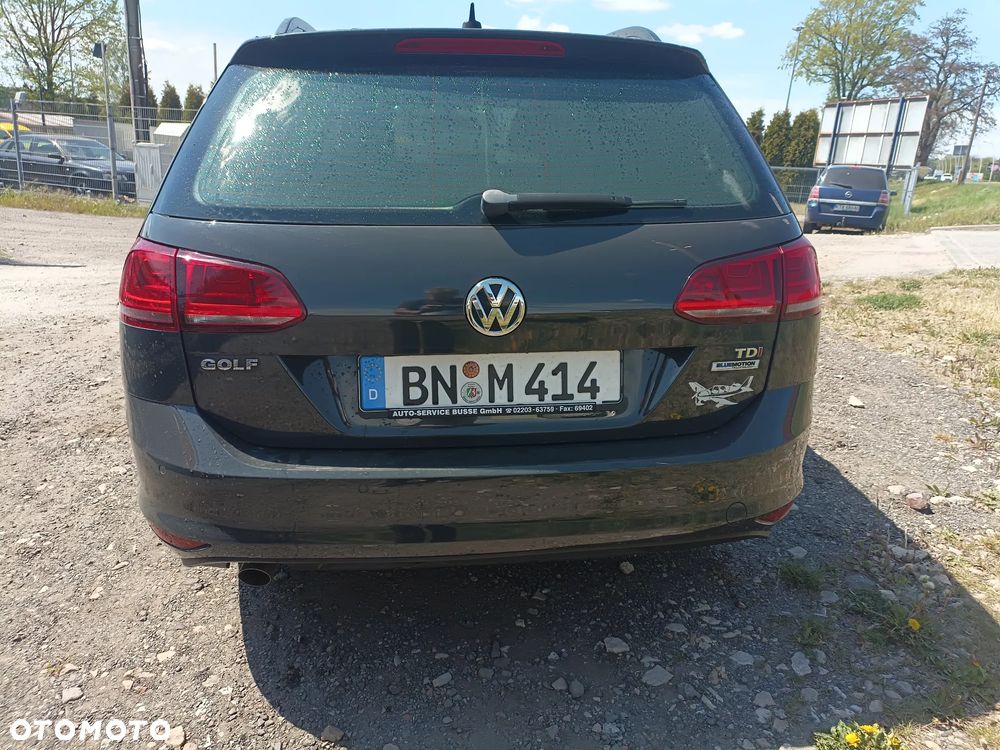 Volkswagen Golf 1.6 TDI SCR DSG Comfortline - 3