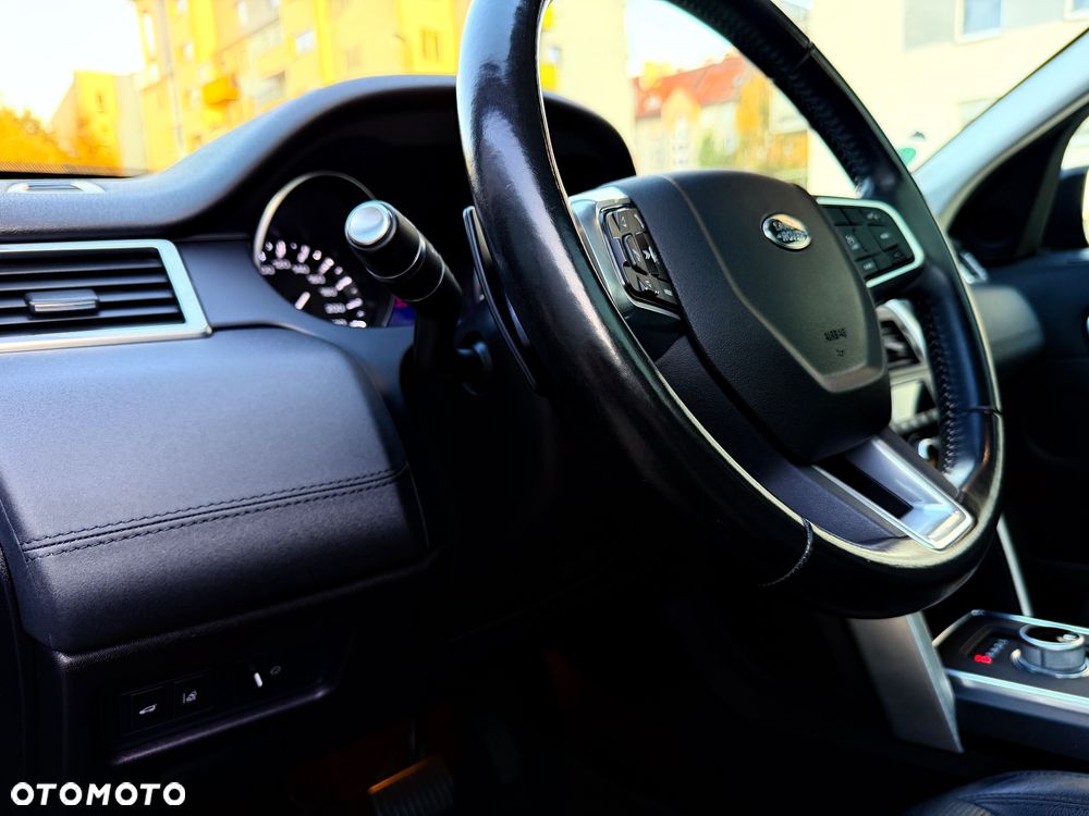 Land Rover Discovery Sport D180 HSE - 37