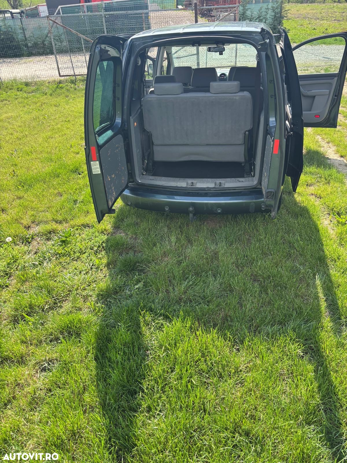 Volkswagen Caddy 1.9 TDI DPF DSG Familie (7-Si.) - 7