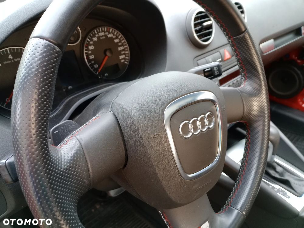 Kierownica Audi A3 Sportback czarna S-Line Stan idealny - 4