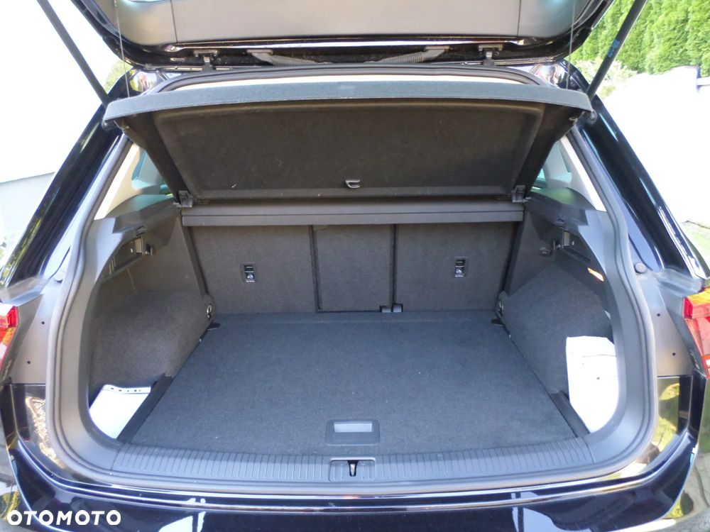 Volkswagen Tiguan - 28