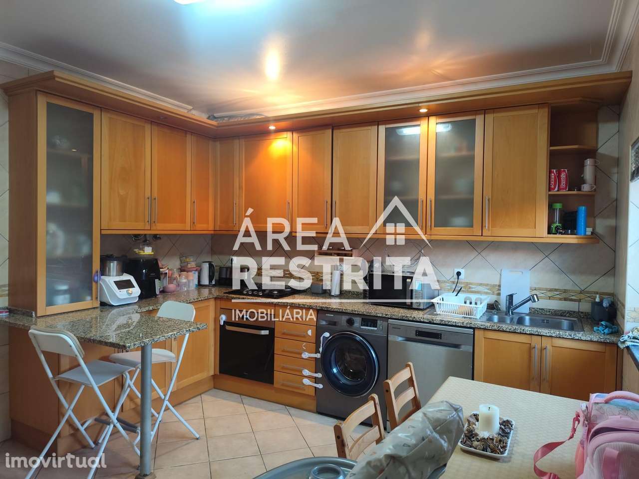 Moradia T3+1 na Quinta do Conde I - Grande imagem: 2/37