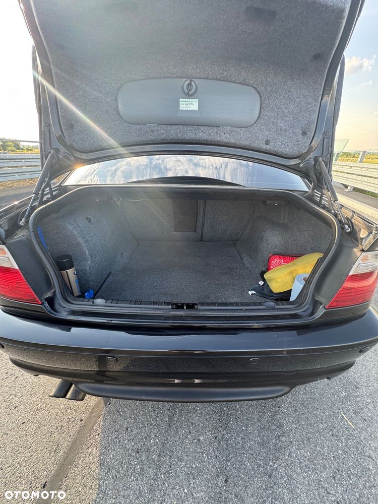 BMW Seria 3 330Ci - 16