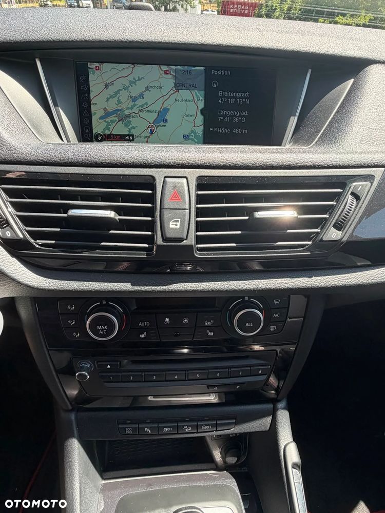 BMW X1 xDrive20d - 13