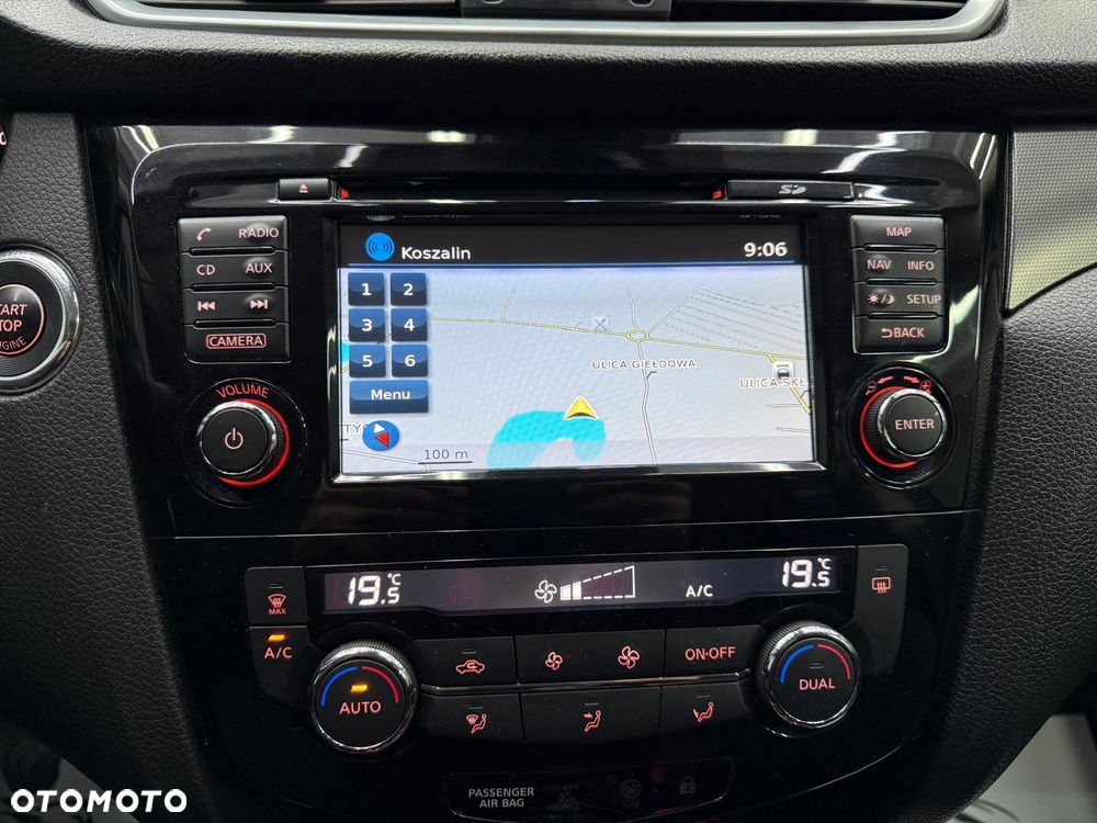 Nissan Qashqai 1.5 dCi N-CONNECTA - 19