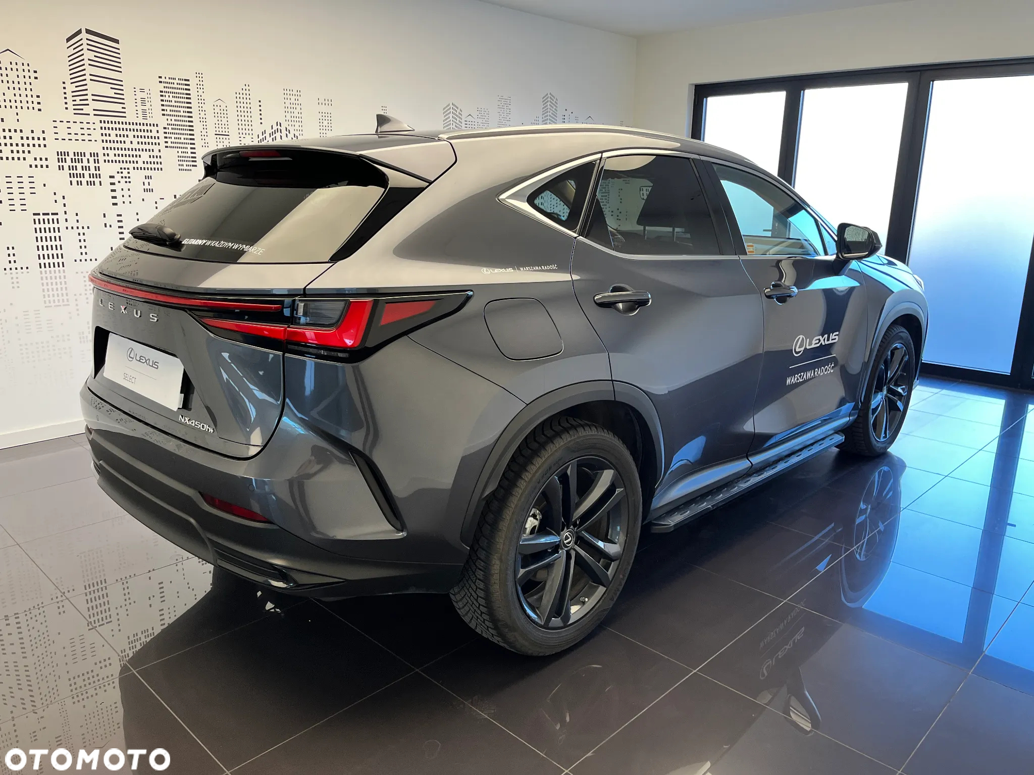 Lexus NX - 4