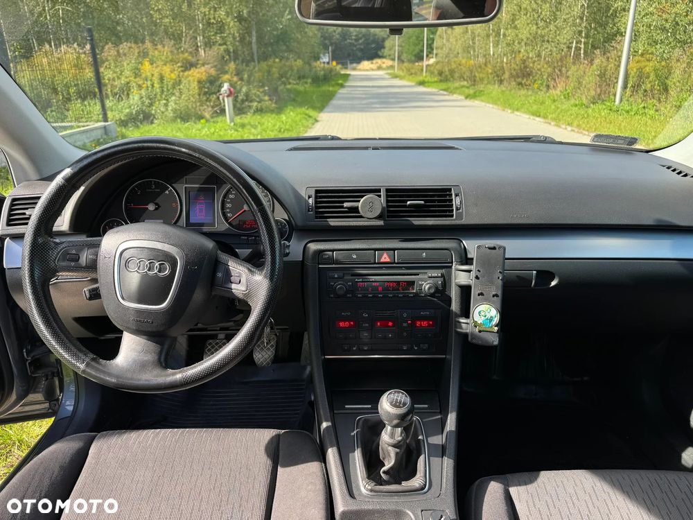 Audi A4 Avant - 8