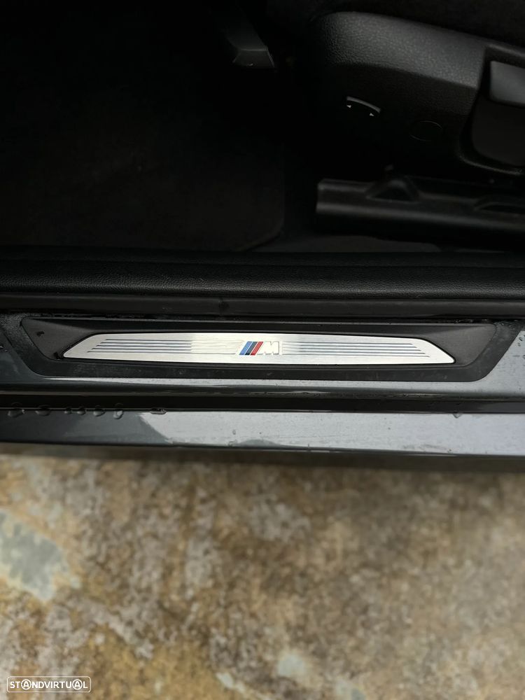 BMW 330 e iPerformance Pack M - 24