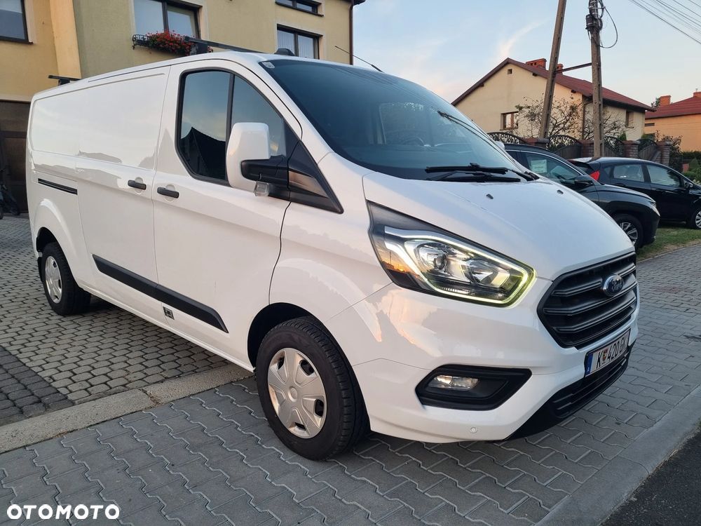 Ford Custom L2H1 - 1