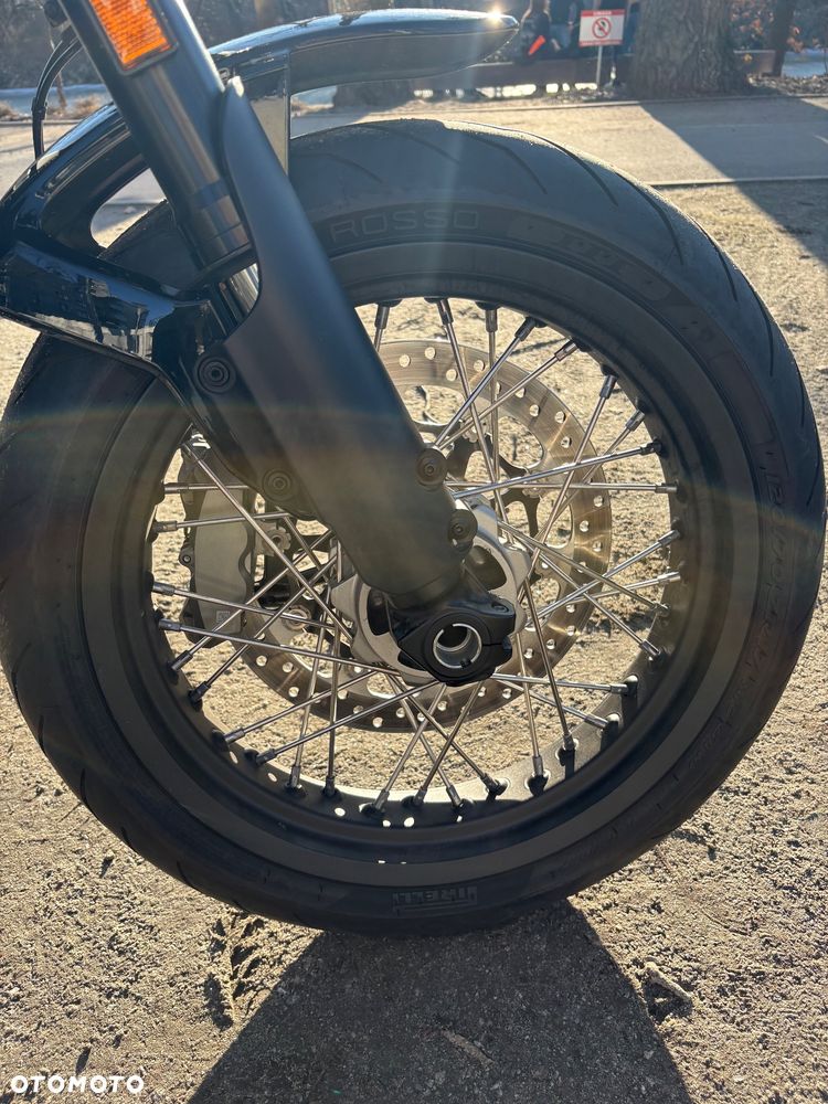 Ducati Scrambler - 21