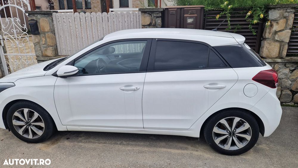 Hyundai i20 - 3
