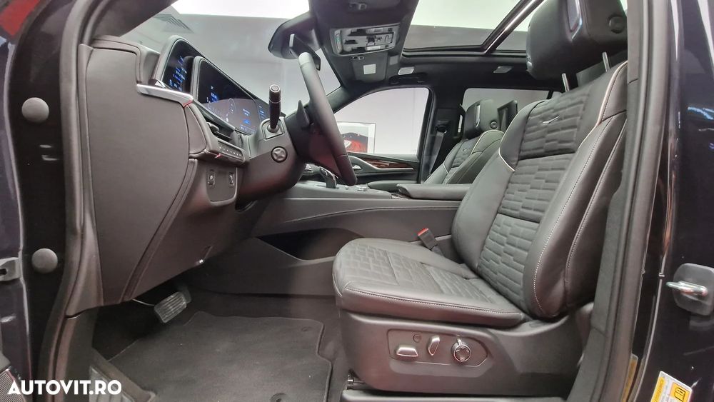 Cadillac Escalade 6.2 V8 AWD AT Platinum - 6