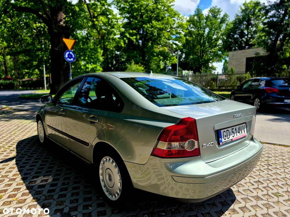 Volvo S40 2.0D R-Design Kinetic - 3