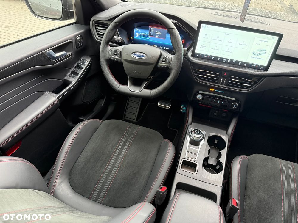 Ford Kuga 2.5 Duratec PHEV ST-LINE - 18