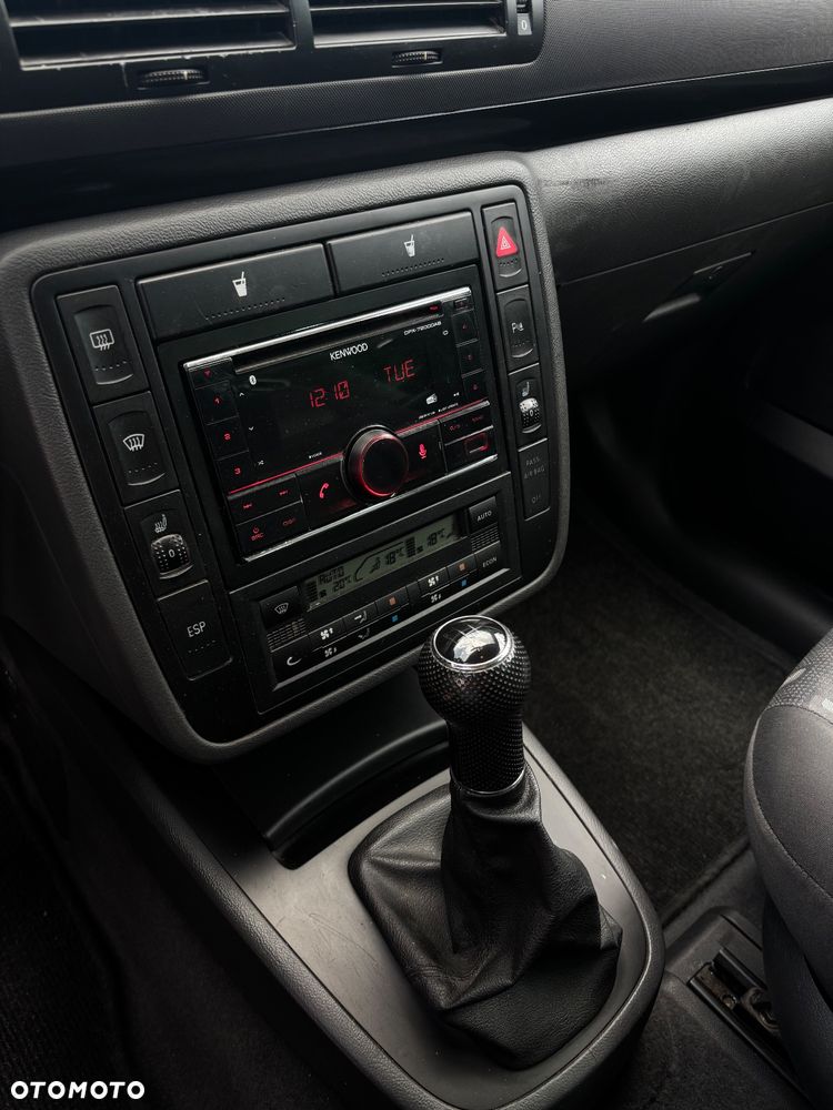 Volkswagen Sharan 2.0 Advantage - 9