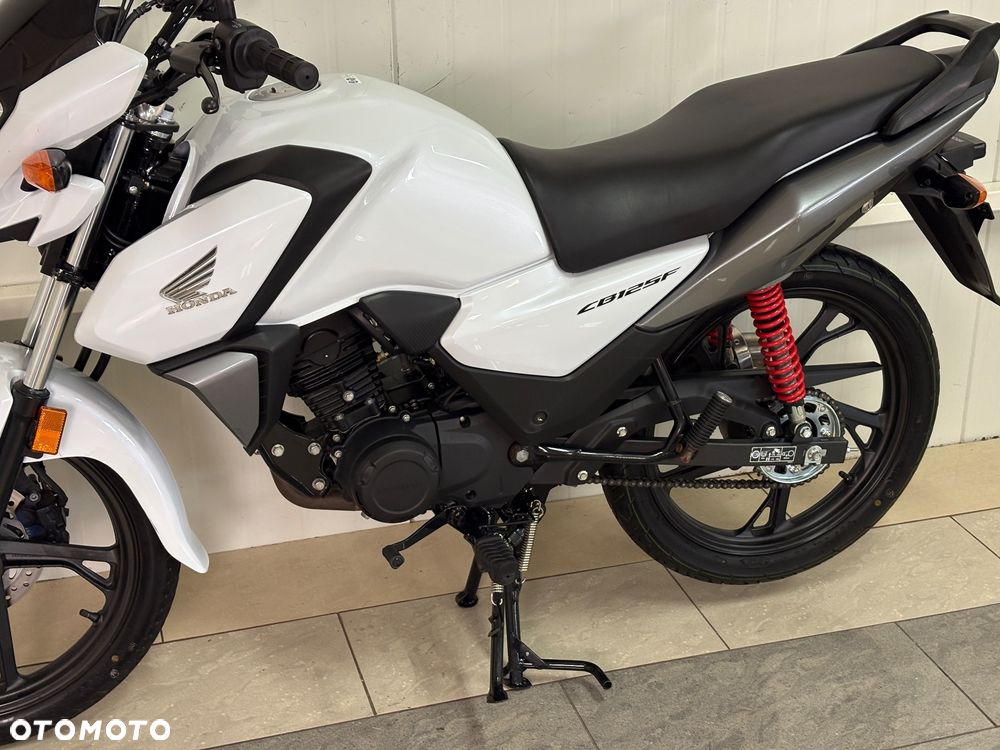 Honda CBF - 7