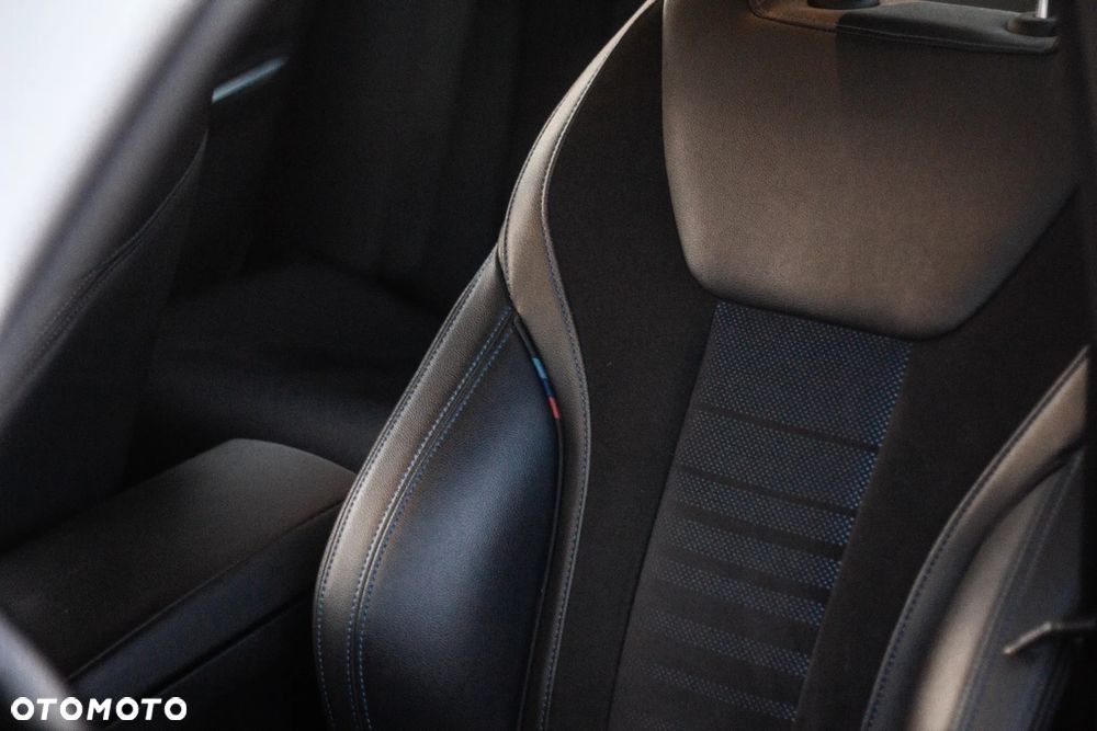 BMW Seria 3 320d xDrive M Sport sport - 13