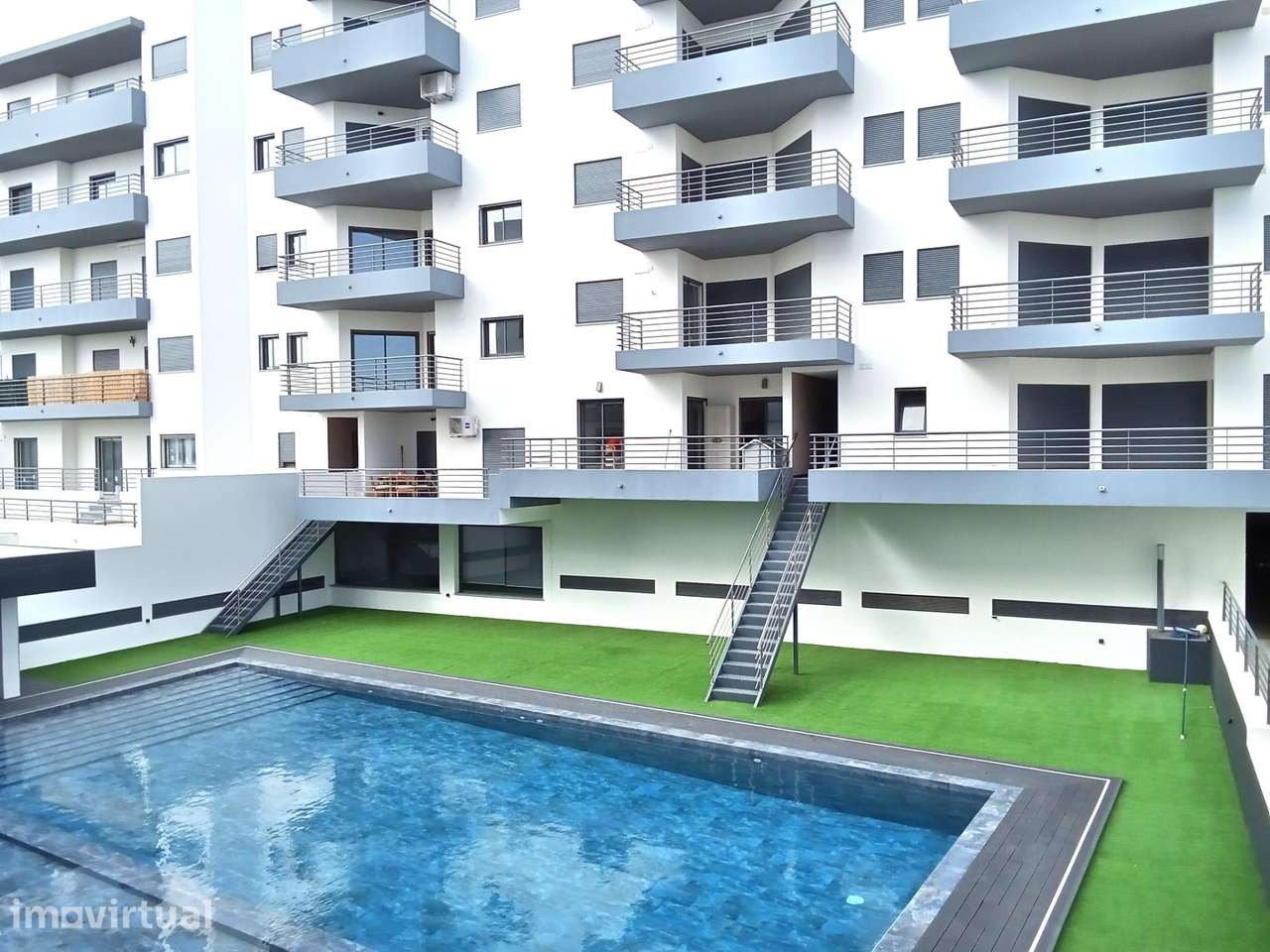 Elegante apartamento T3 em Olhão - Grande imagem: 2/23