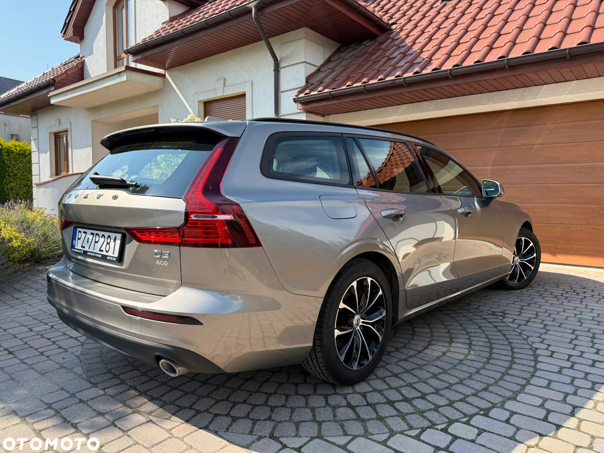 Volvo V60 D3 Momentum - 5