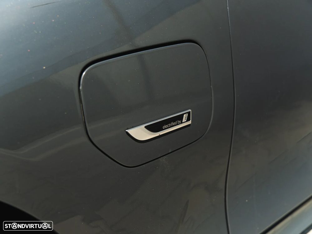 BMW 330 e Line Sport Auto - 12