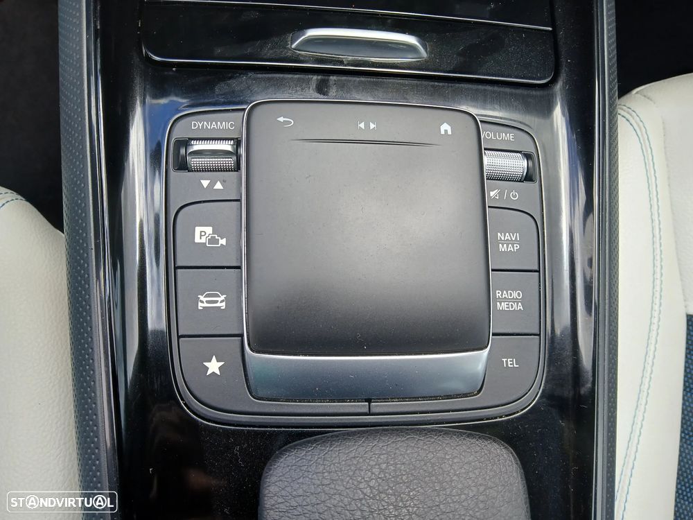 Mercedes-Benz GLA 250 e 8G-DCT - 22
